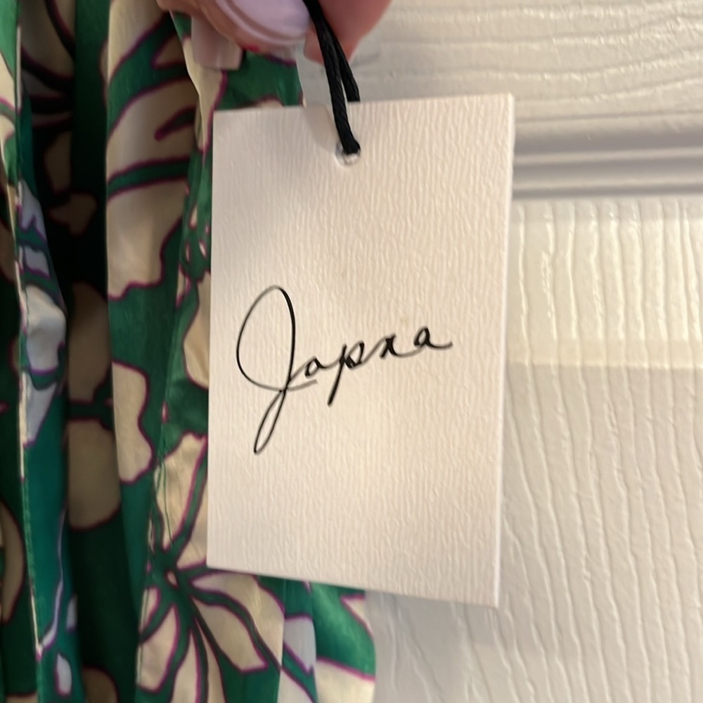 Japna brand size M wrap style skirt- NWT - Picture 4 of 8